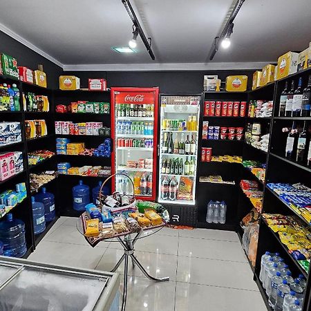 Para Casais, Predio Beira Mar, Em Frente A Roda Gigante Balneário Camboriú Extérieur photo